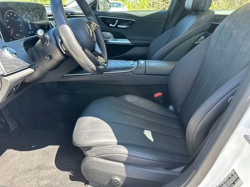 Certified 2024 Mercedes-Benz E 350 4MATIC Sedan image 19