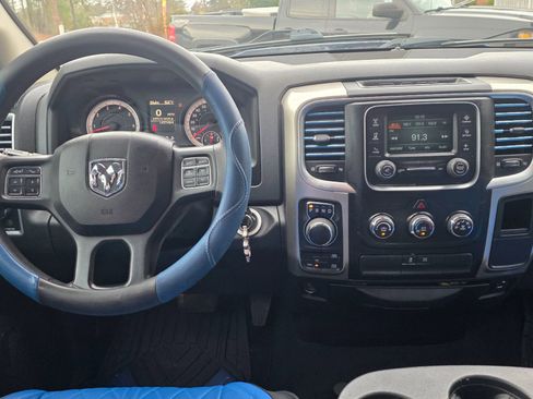 Used 2016 RAM 1500 Classic SLT image 11