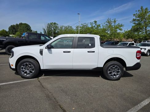 New 2026 Ford Maverick XLT w/ Equipment Group 301A AWD/4WD image 2