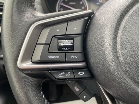 Used 2021 Subaru Forester Premium AWD/4WD image 39