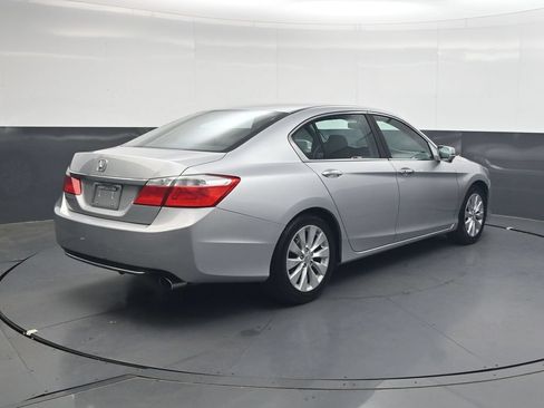 Used 2013 Honda Accord EX image 8
