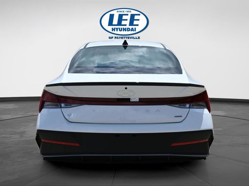 New 2025 Hyundai Elantra SEL FWD image 4