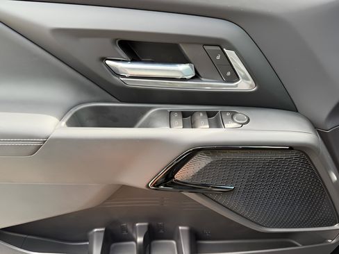 New 2026 Chevrolet Silverado EV LT image 25