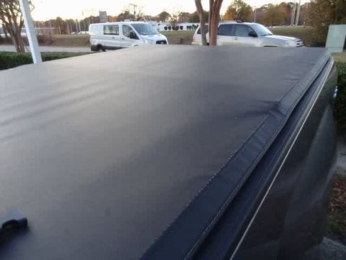 Used 2021 GMC Canyon Elevation image 16