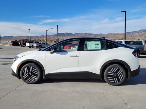 New 2026 Nissan Leaf SV+ FWD image 2