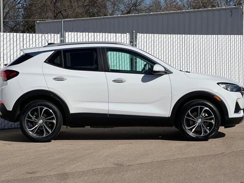 Used 2023 Buick Encore GX Select image 3