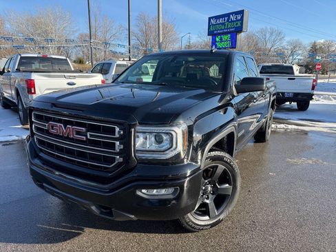 Used 2017 GMC Sierra 1500 4x4 Double Cab image 2