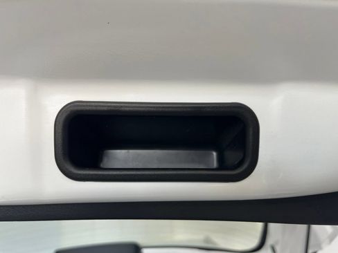 Used 2024 Nissan Kicks SV FWD image 13