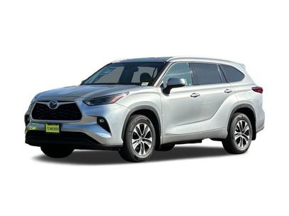 Used 2022 Toyota Highlander XLE