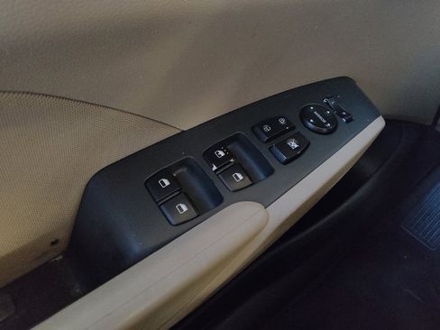 Used 2018 Hyundai Accent SE image 27