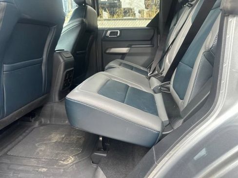 Used 2023 Ford Bronco Outer Banks w/ Sasquatch Package AWD/4WD image 11