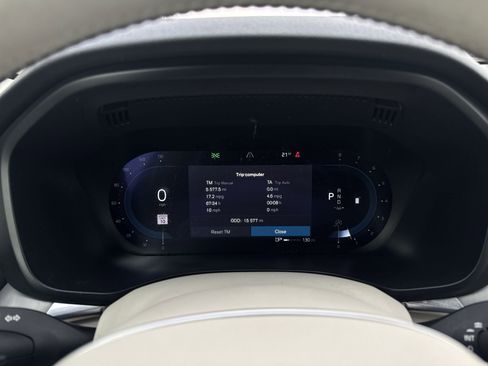 Used 2023 Volvo XC60 B5 Core image 11