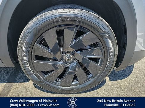 Certified 2024 Volkswagen Atlas SE AWD/4WD image 20