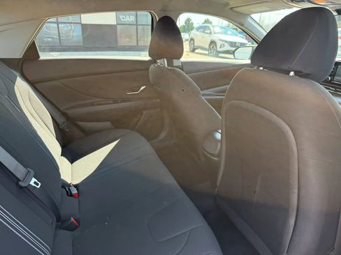 Used 2021 Hyundai Elantra SEL w/ Convenience Package FWD image 22