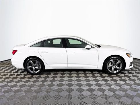 Used 2024 Audi A6 Premium Plus image 5