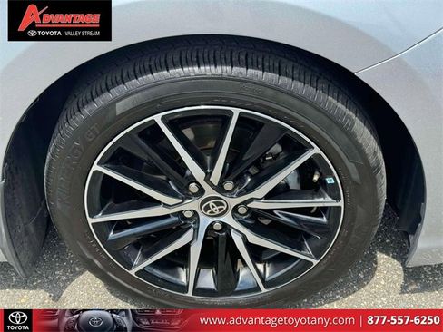Used 2023 Toyota Camry SE image 11
