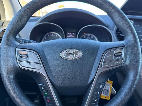 Used 2016 Hyundai Santa Fe Sport image 18