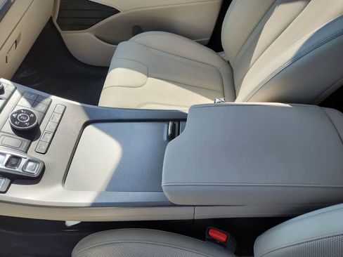 Used 2021 Hyundai Palisade Calligraphy image 11