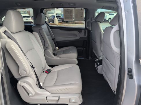 Used 2018 Honda Odyssey EX-L image 26