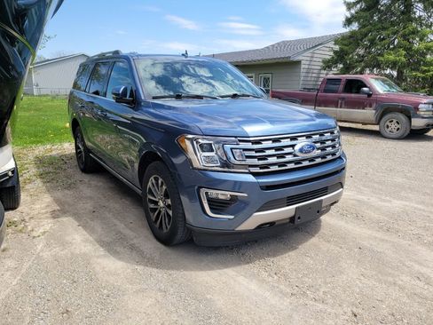 Used 2019 Ford Expedition Limited w/ Equipment Group 301A AWD/4WD image 3