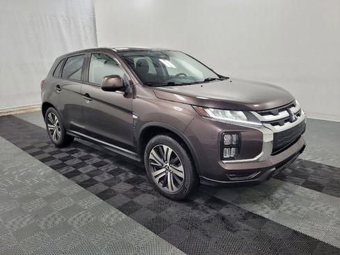 Used 2020 Mitsubishi Outlander Sport SE AWD/4WD image 11