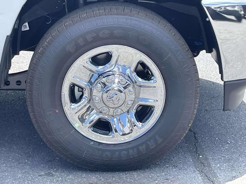 New 2026 RAM 2500 Tradesman w/ Chrome Appearance Group AWD/4WD image 13