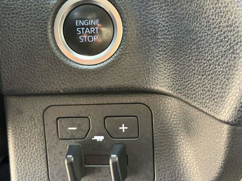 Used 2023 Toyota Tundra SR5 w/ SR5 Premium Package RWD image 27