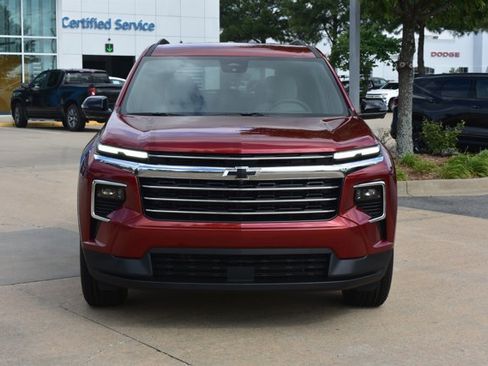New 2026 Chevrolet Traverse LT w/ Driver Confidence Package FWD image 2