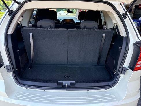 Used 2018 Dodge Journey SE w/ Connectivity Group FWD image 30