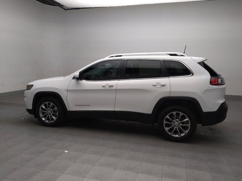 Used 2020 Jeep Cherokee Latitude Plus image 3