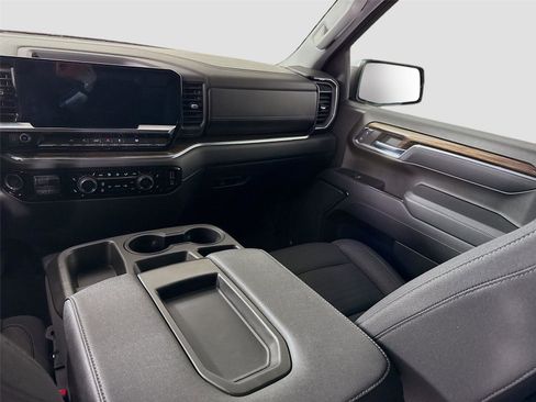 Used 2023 Chevrolet Silverado 1500 LT w/ Convenience Package II image 16