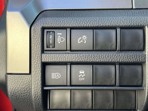 Used 2024 Toyota Tacoma SR5 image 18