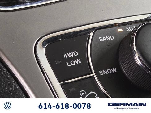Used 2020 Jeep Grand Cherokee Laredo w/ Quick Order Package 2BN North AWD/4WD image 36