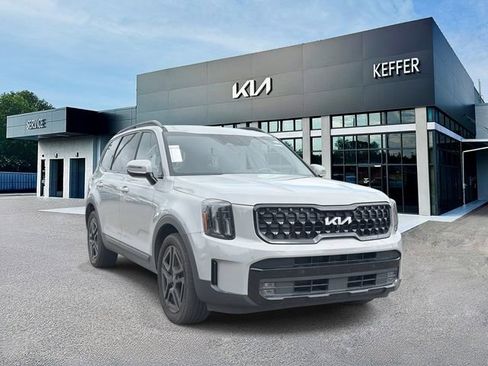 Used 2024 Kia Telluride SX Prestige X-Line AWD/4WD image 2