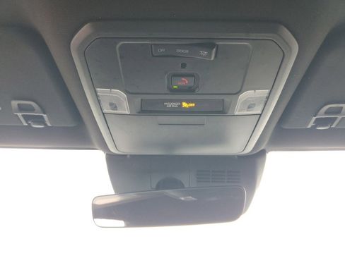 Used 2024 Toyota Tacoma TRD Sport image 22