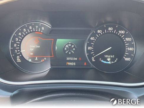 Used 2018 Lincoln MKX Reserve image 23