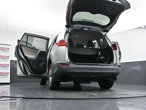 Used 2014 Toyota RAV4 LE image 30