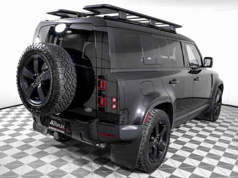 Used 2020 Land Rover Defender 110 HSE image 5