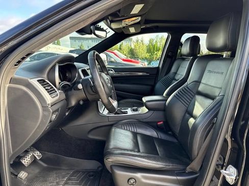 Used 2018 Jeep Grand Cherokee Trackhawk AWD/4WD image 27