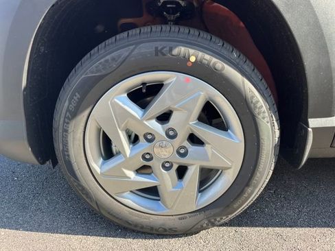 New 2026 Hyundai Kona SE AWD/4WD image 8