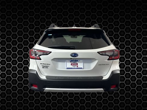 Certified 2025 Subaru Outback Limited image 7