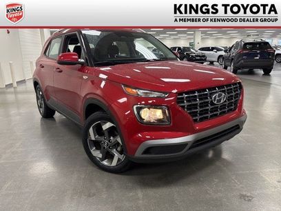 Used 2023 Hyundai Venue SEL