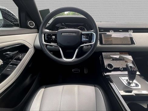 Used 2022 Land Rover Range Rover Evoque R-Dynamic S AWD/4WD image 8