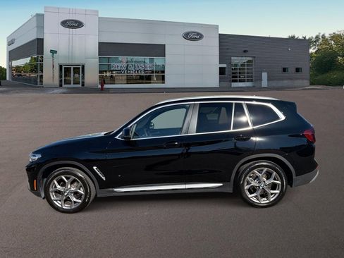 Used 2023 BMW X3 xDrive30i w/ Premium Package w/ZPA AWD/4WD image 6