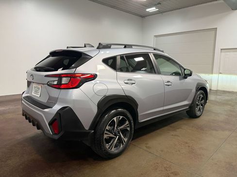 Used 2024 Subaru Crosstrek 2.0i Premium AWD/4WD image 34