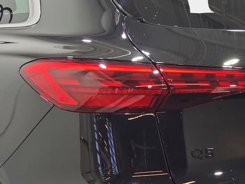New 2026 Audi Q5 Premium AWD/4WD image 32