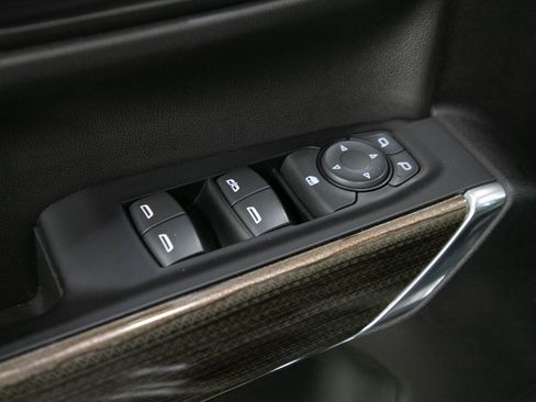 Used 2019 Chevrolet Silverado 1500 RST w/ True North Edition AWD/4WD image 22