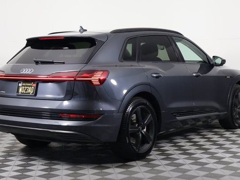 Used 2019 Audi e-tron Premium Plus image 4