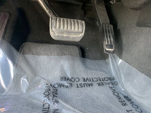 Used 2023 Jeep Grand Cherokee Overland w/ Adv Protech Group III image 16