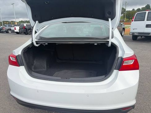 Used 2024 Chevrolet Malibu LT FWD image 28